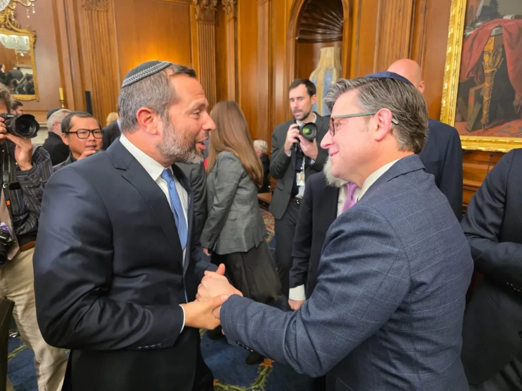 ראש מועצת בנימין ישראל גנץ עם יו"ר בית הנבחרים האמריקאי