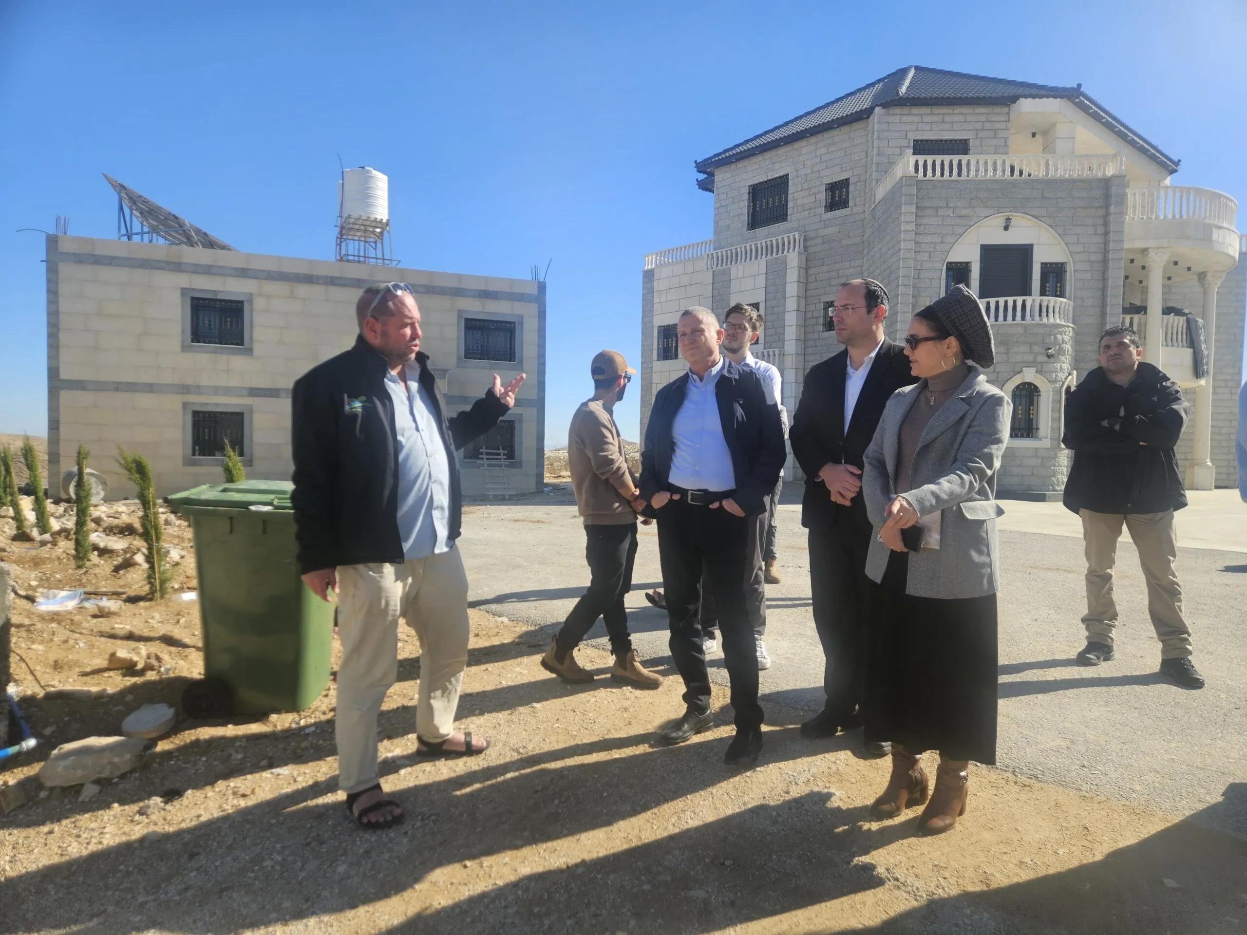 הפקרות בשמורה ההסכמית: 100 מבנים הוקמו בחסות בג"ץ