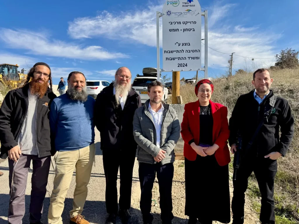 חברי סיעת הציונות הדתית בביקור בחומש