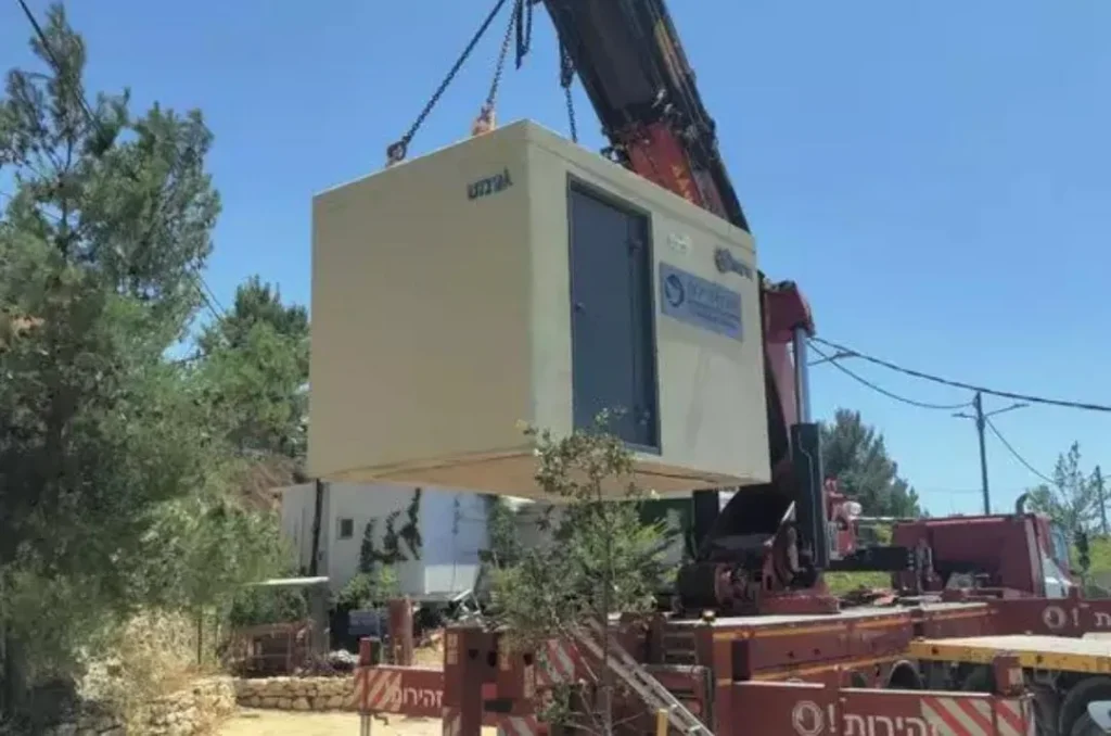 מגוניות שמוצבות בישובים בגוש עציון