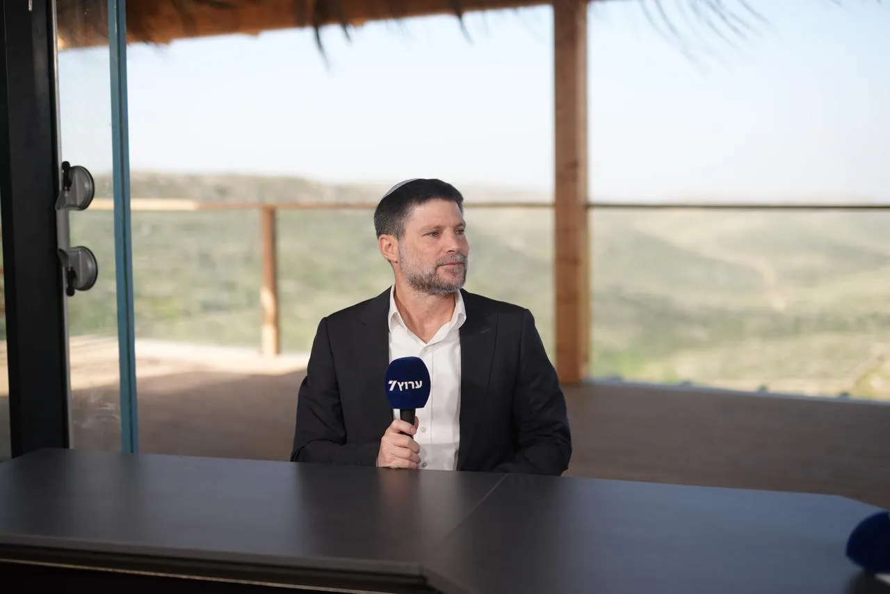 שר האוצר בצלאל סמוטריץ' בראיון בכנס החוות