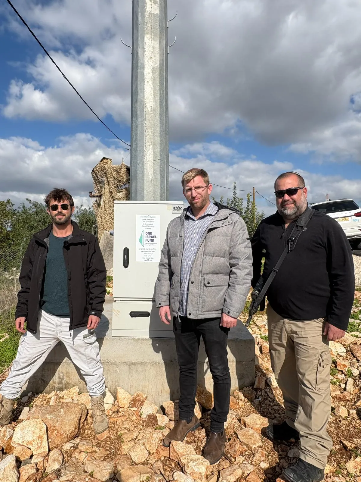 ראש מועצת קרני שומרון יונתן קוזניץ אחרי התקנת המצלמות