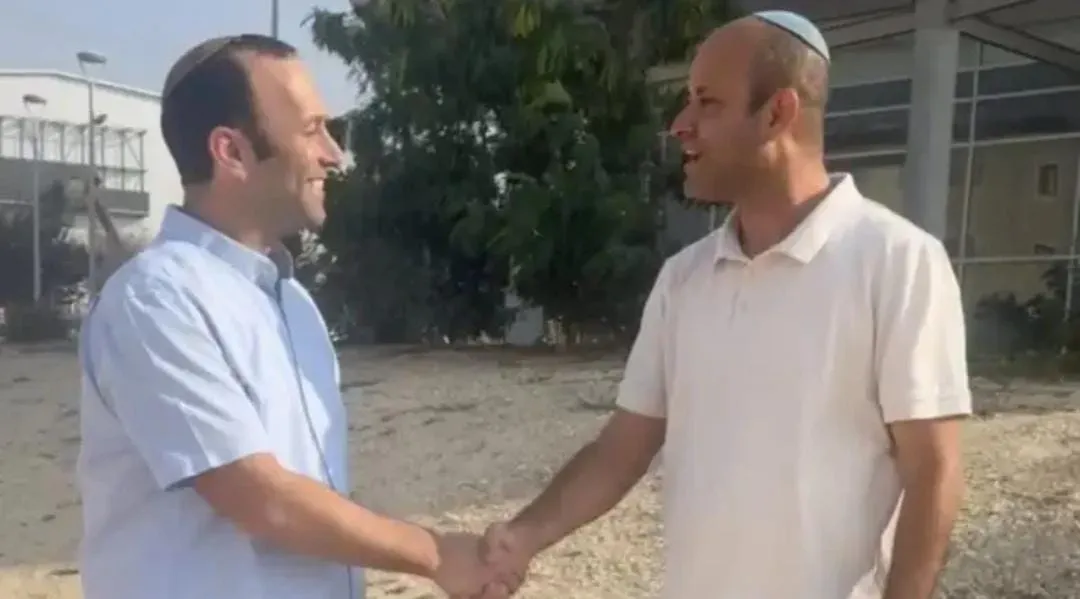 ראש המועצה עם אנשי רשת עמית