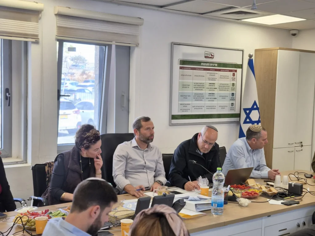 השרה סילמן במועצת בנימין