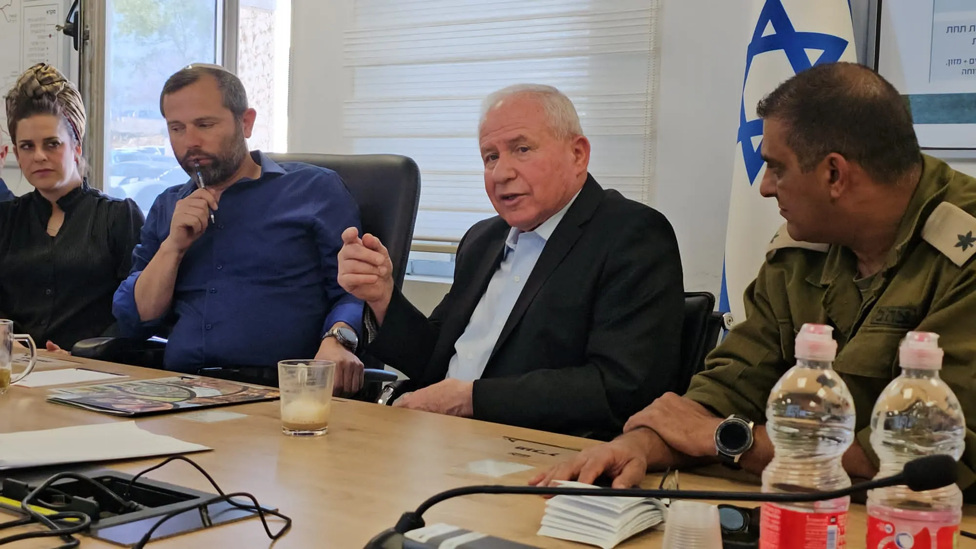 שר החקלאות אבי דיכטר בביקור בבנימין