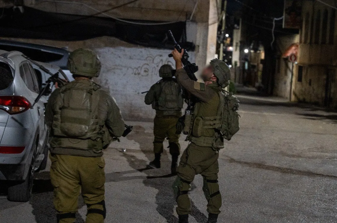 כוחות הביטחון החלו במבצע נרחב באזור חברון בתגובה לפיגוע הקשה