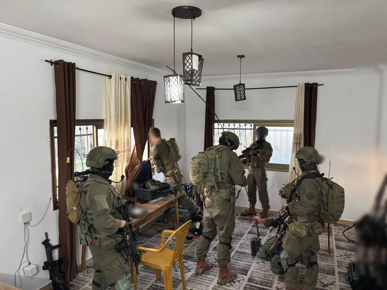 כוחות הביטחון אטמו את בית המחבל שביצע את הפיגוע בצפון