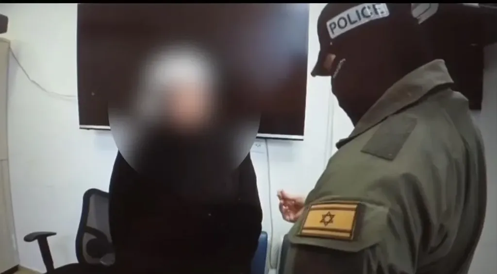 צפו: נעצרה עיתונאית מרמאללה שהסיתה ותמכה בחמאס