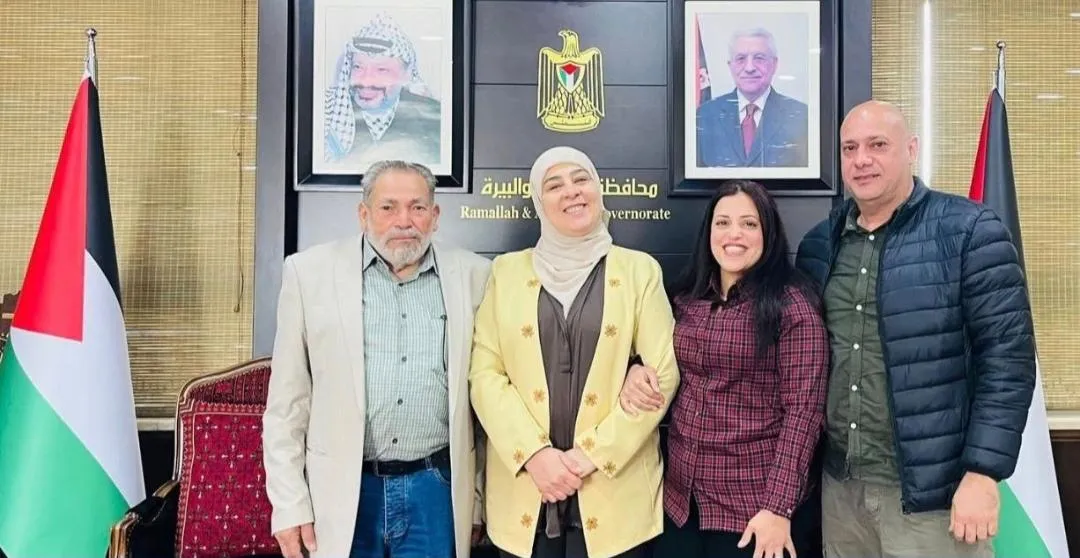 בכיר במשרד ההגנה הבריטי תודרך אצל מושלת רמאללה תומכת המחבלים