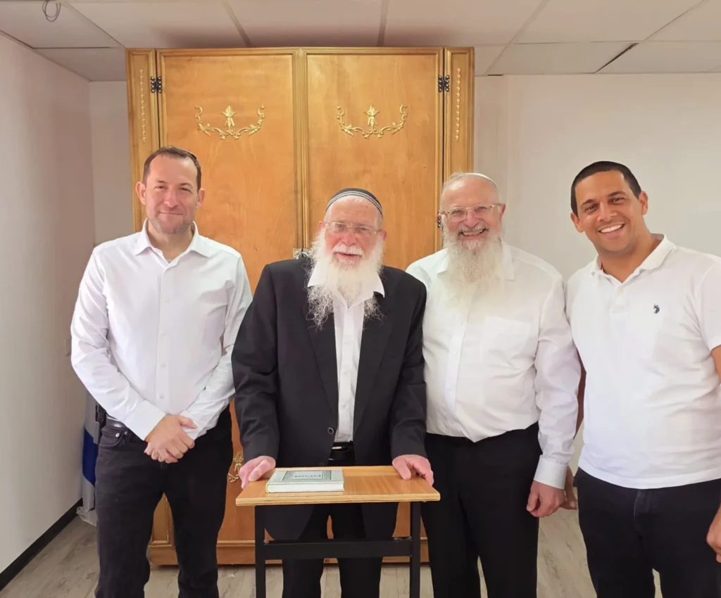 היסטוריה בהר עיבל: נחנכה שלוחת ישיבת אלון מורה