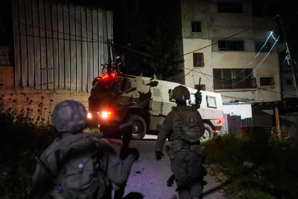 החשבון נסגר: נעצרו המחבלים שהשליכו בקבוקי תבערה לכביש 55