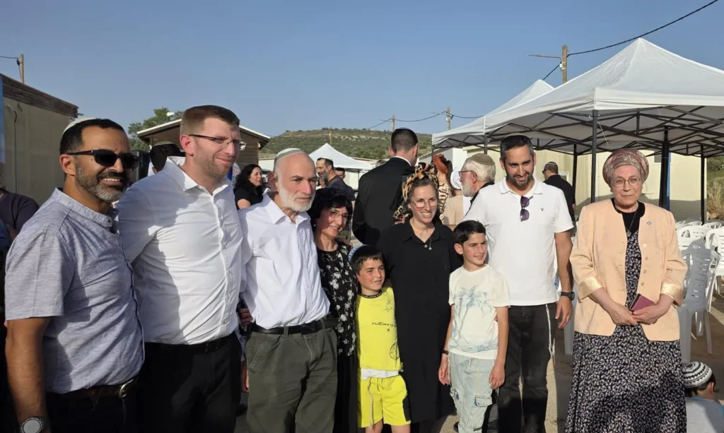 נחנכה שכונת 'אבני אלעד' בקרני שומרון: "תשובה ציונית הולמת"