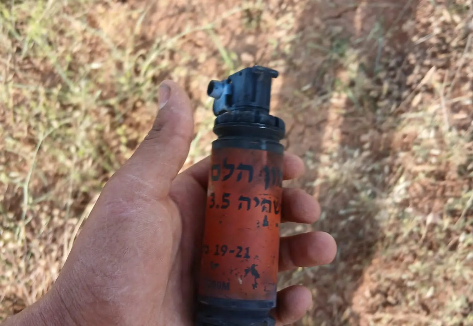 תיעוד מזעזע: חיילים השליכו רימוני גז והלם לתוך עדר צאן יהודי
