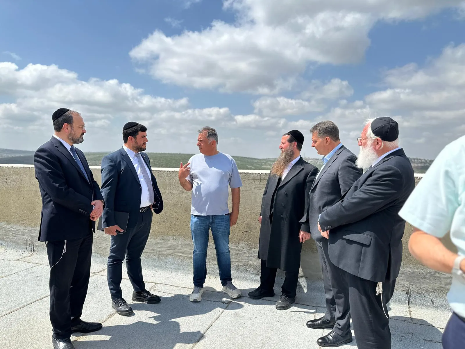 ראשי הערים החרדיות בביקור בשומרון