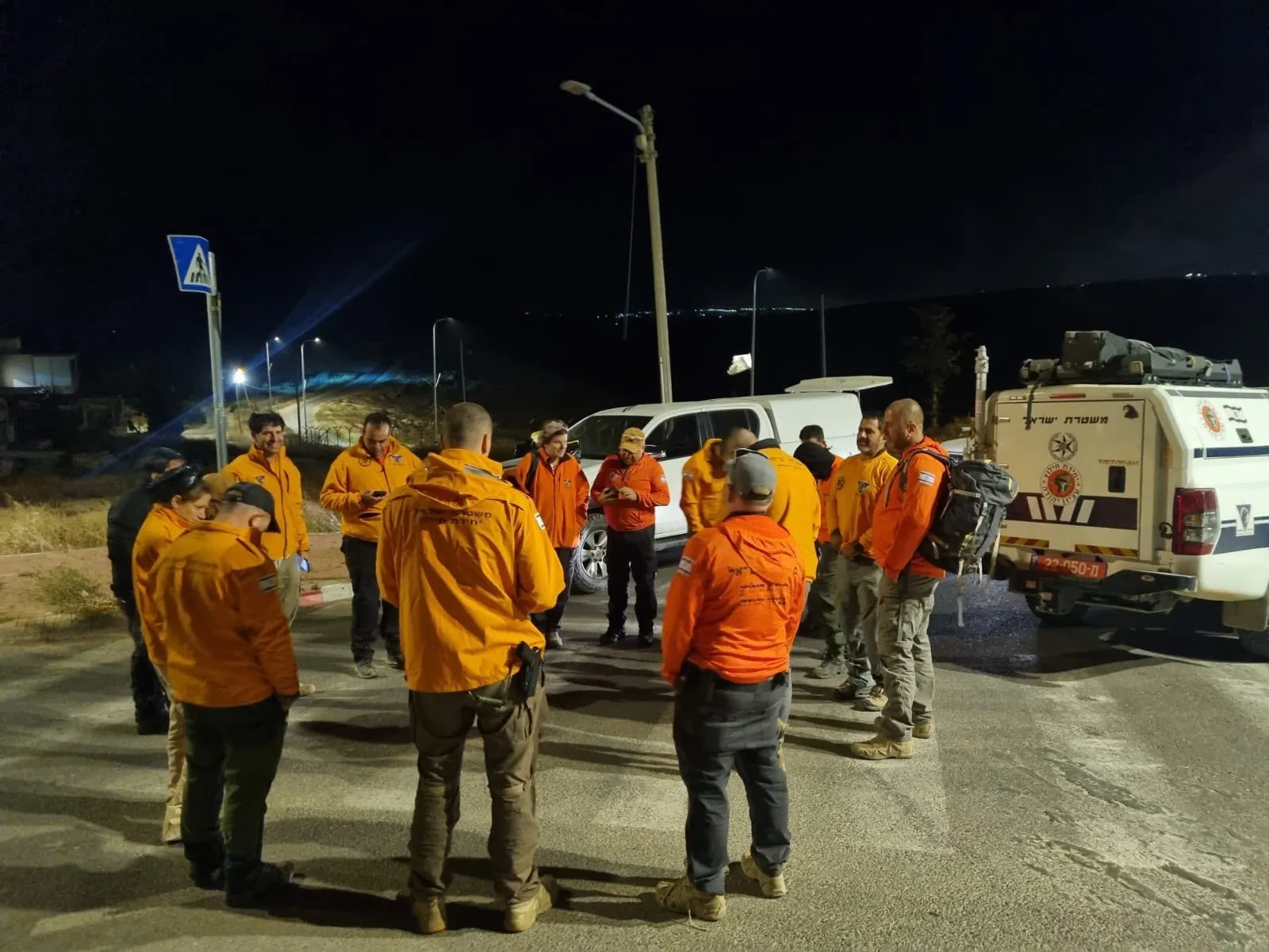 חילוץ לילי מורכב: שלושה נערים חולצו בשלום מנחל חצצון