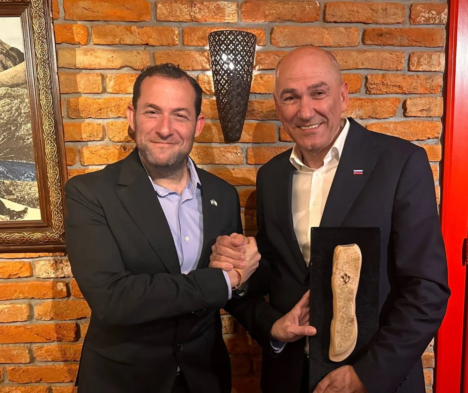 מהפך בסלובניה: רה"מ הנבחר נפגש עם יוסי דגן ובירך את יו"ש