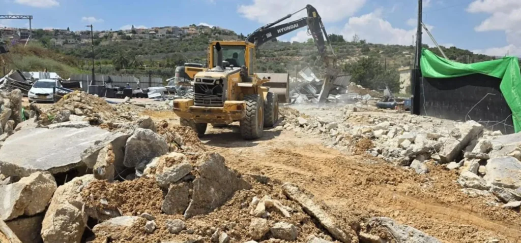 אכיפה ביו"ש - נהרסו מבנים פלסטיניים בלתי חוקיים בנבי אליאס