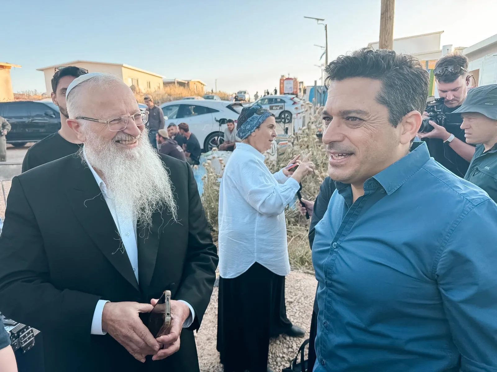 הרב שמואל אליהו והשר עמיחי שיקלי באירוע לציון שנה להקמת היישוב מרום יהודה 