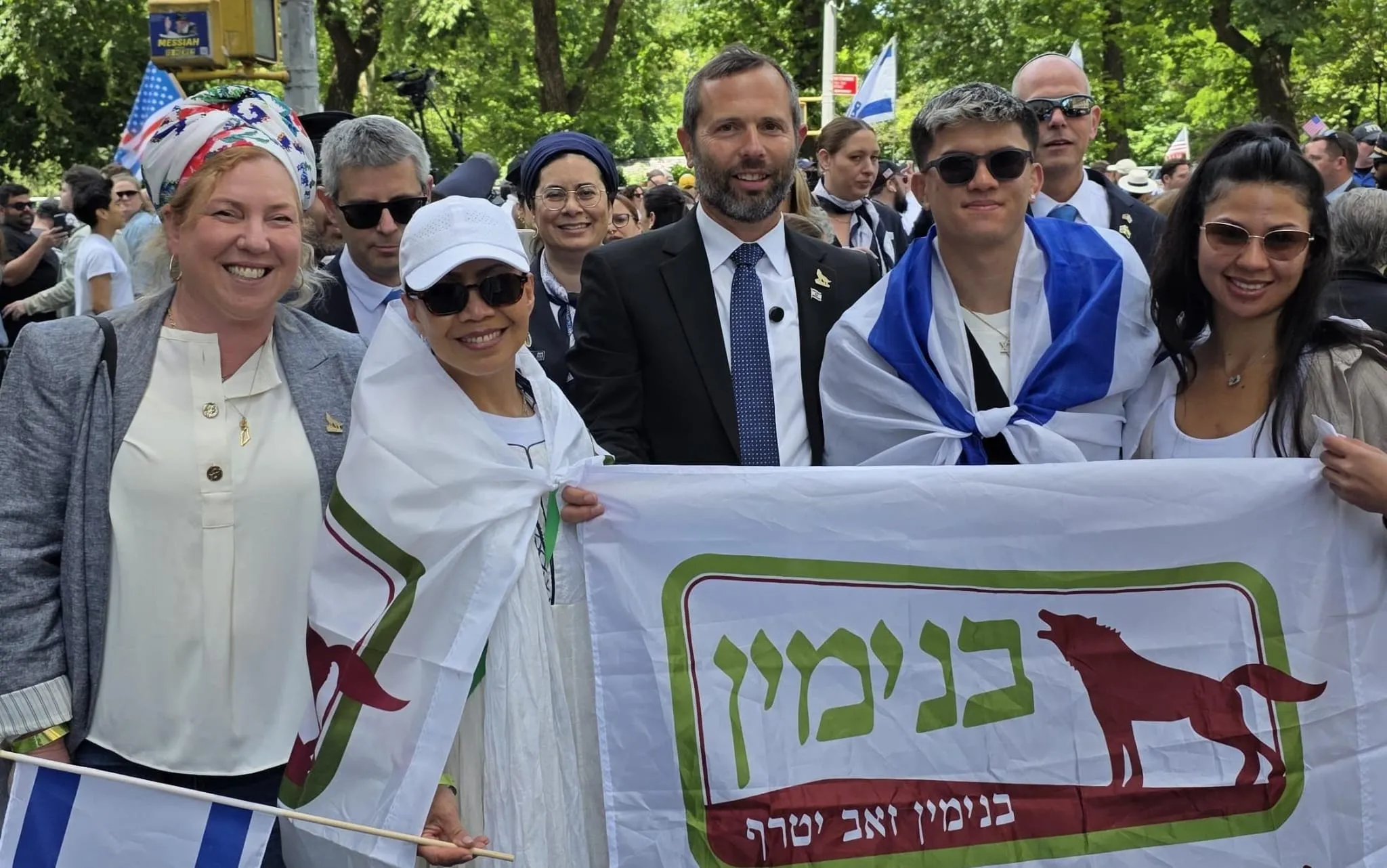 ראש מועצת יש"ע בצעדת התמיכה בניו יורק: "לא נתקפל