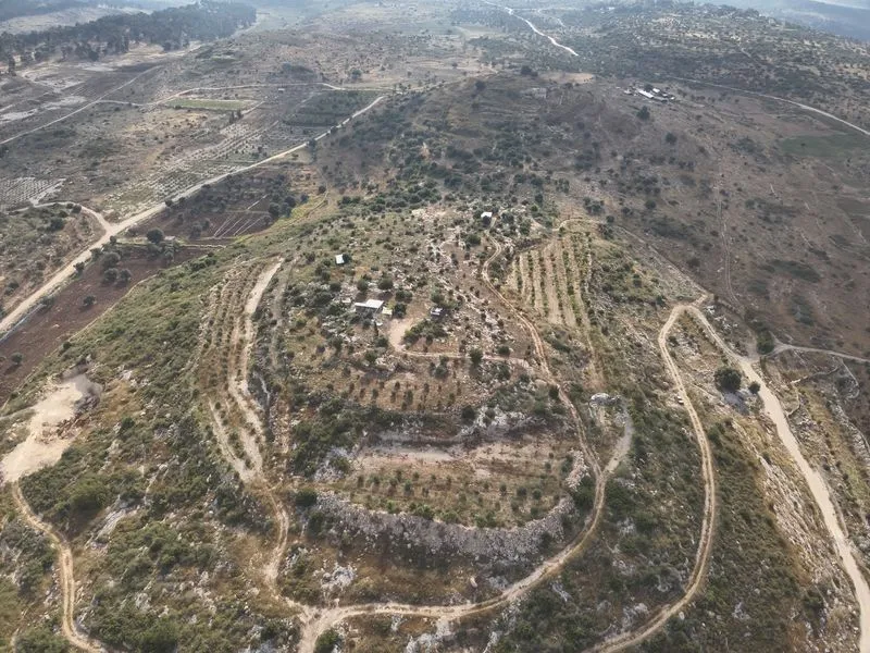 כך הרשות הפלסטינית משתלטת ומחריבה אתר מימי בית שני בשומרון