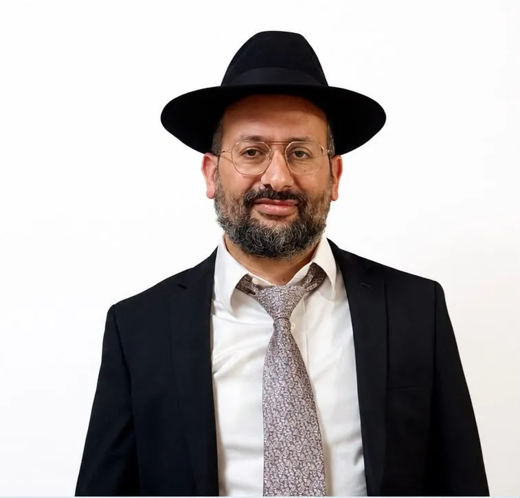 הרב יש הללי 