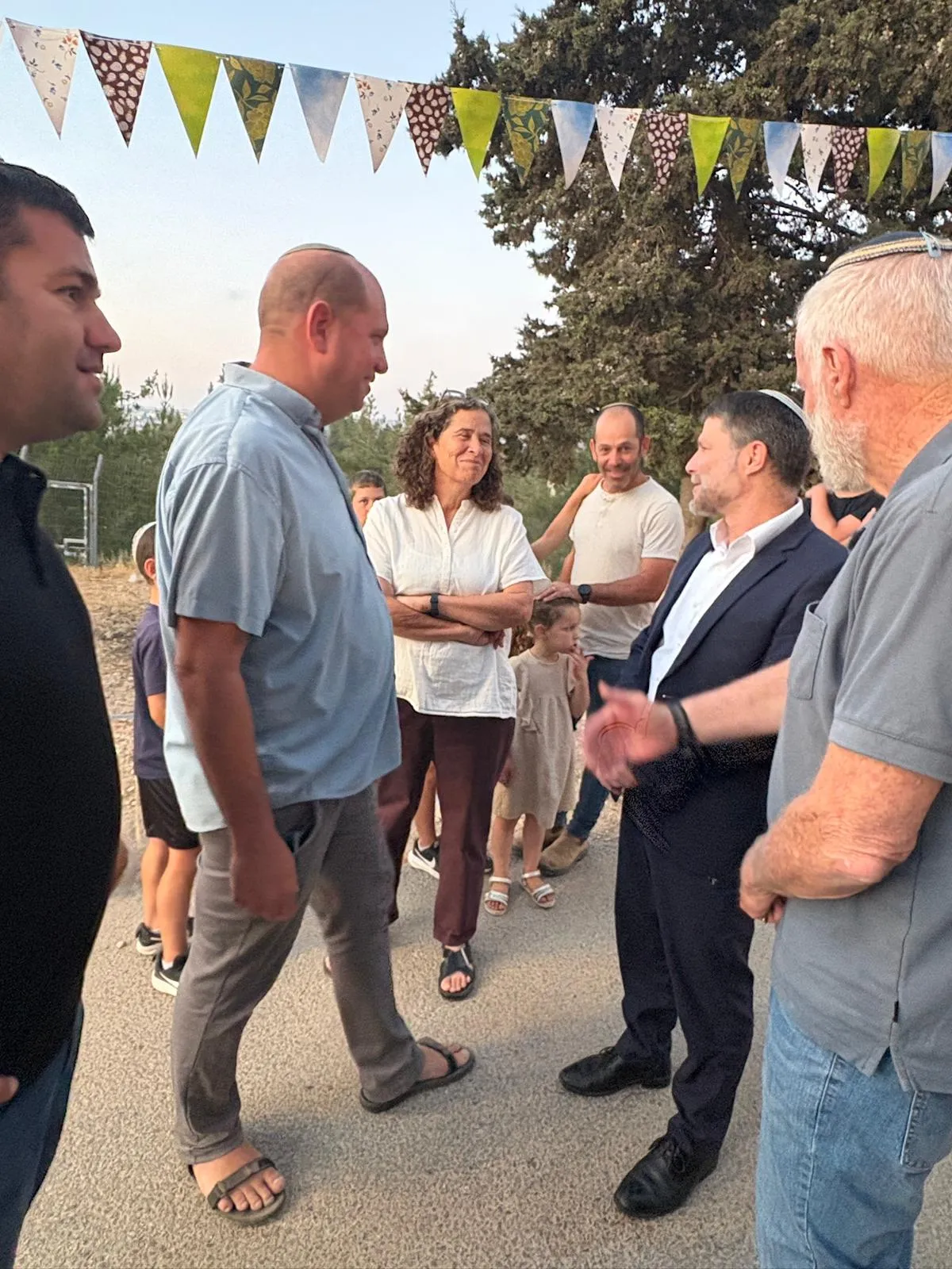 סמוטריץ'וראש המועצה בביקור בגוש עציון 