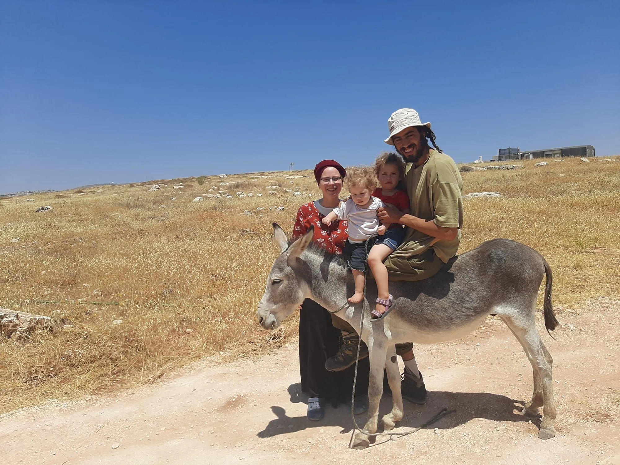 המתיישבים שקיבלו צוויים מנהליים מאלוף הפיקוד 