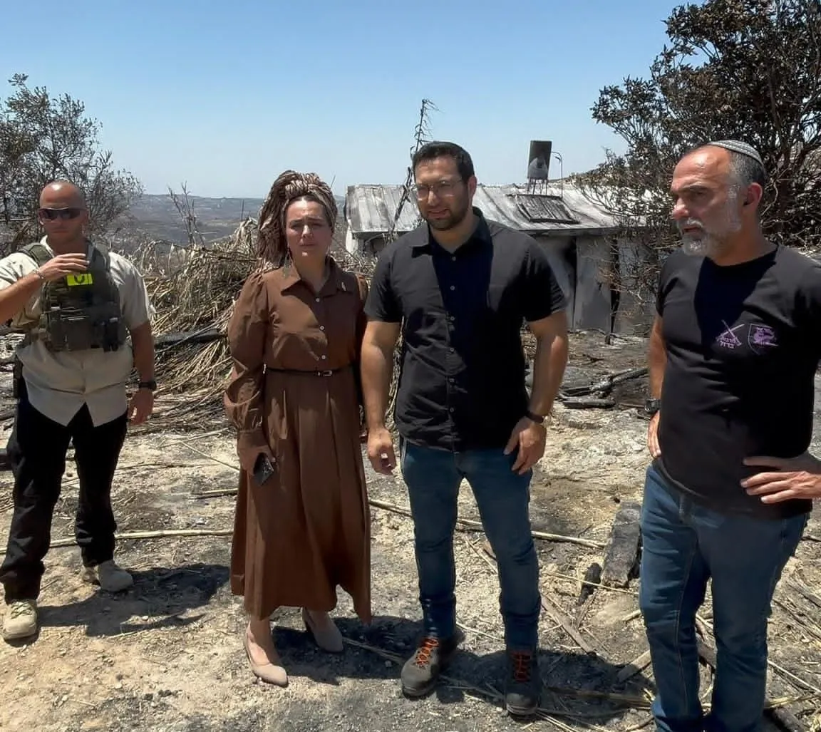 "אירוע לאומני שיהפוך ללאומי": השרים והח"כים בחוות גלעד