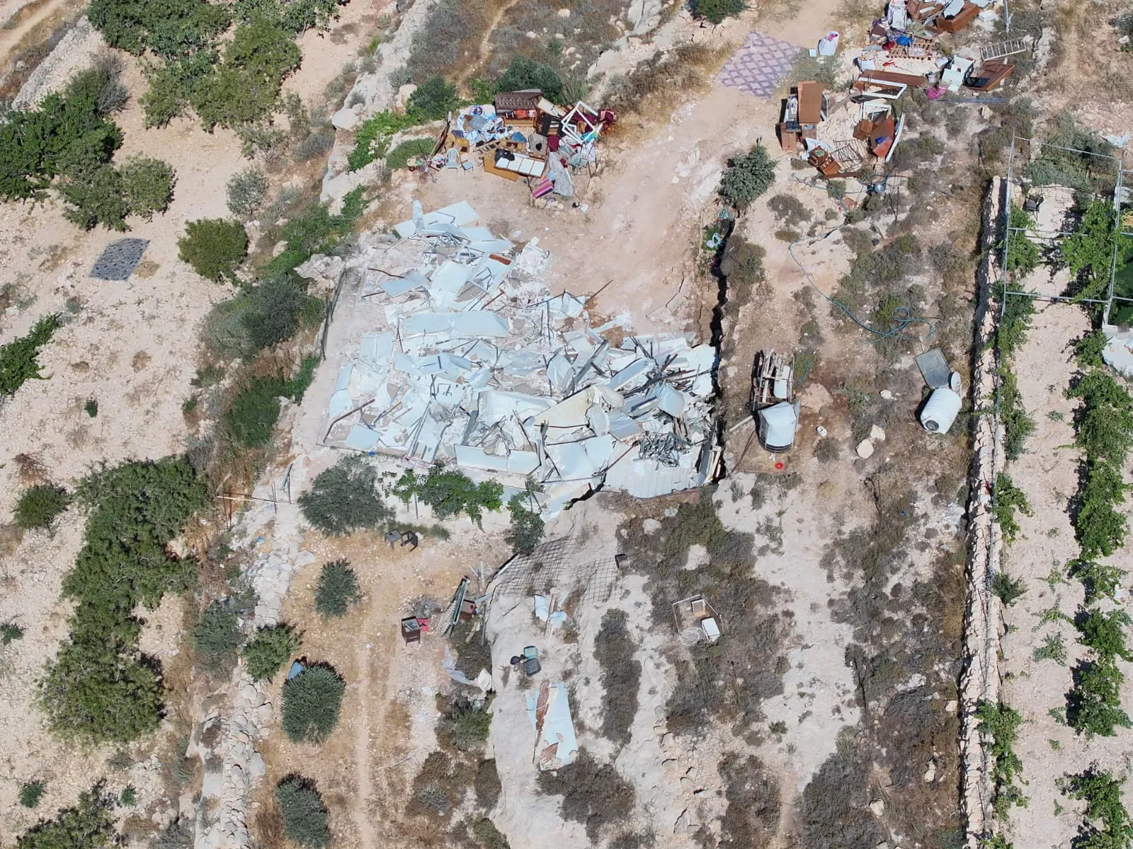מערכת הביטחון הורסת מבנים בלתי חוקיים בגוש עציון