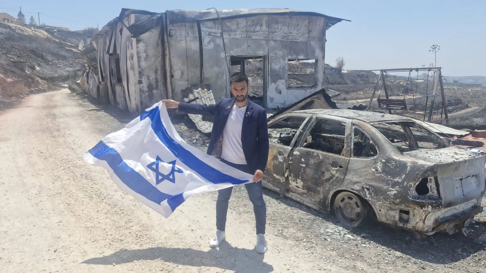 "מי ששורף -מוכיח שהיא לא שלו": יוסף חדאד בביקור בחוות גלעד