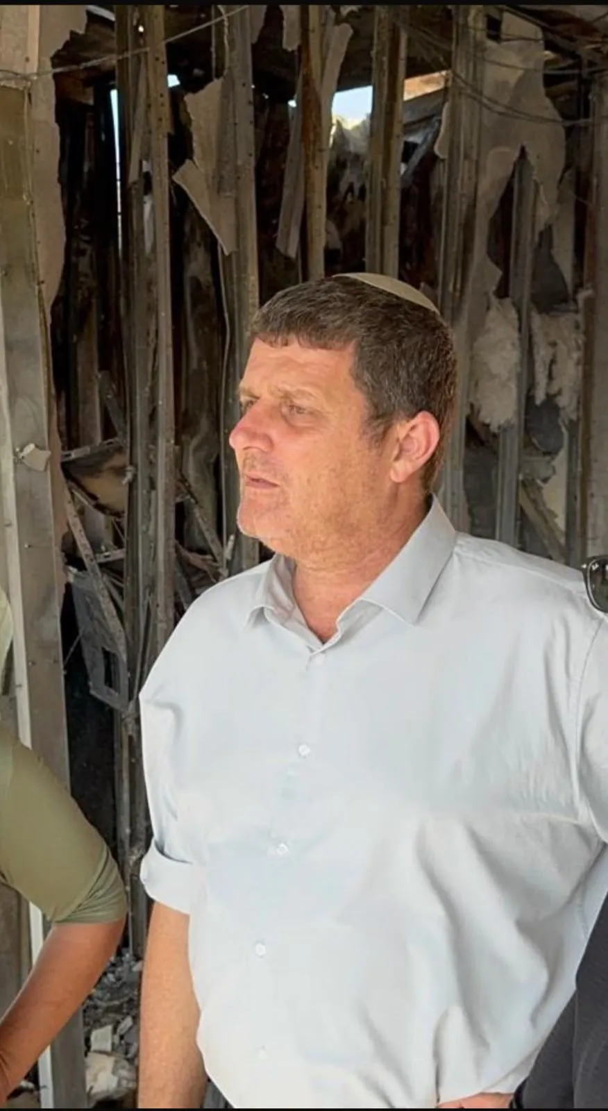 חבר הכנסת עמית הלוי בביקור בחוות גלעד 