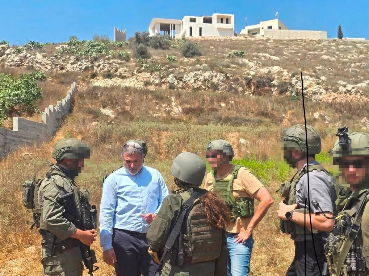 ראש השב"כ דוד זיני בזירת הפיגוע: "נגיע לכל מי שפגע"