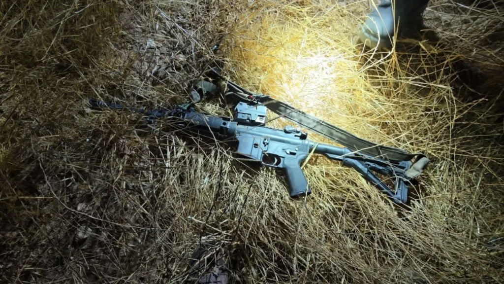 מחבלים פצעו חייל בחופשה וגנבו את נשקו סמוך לסוסיא