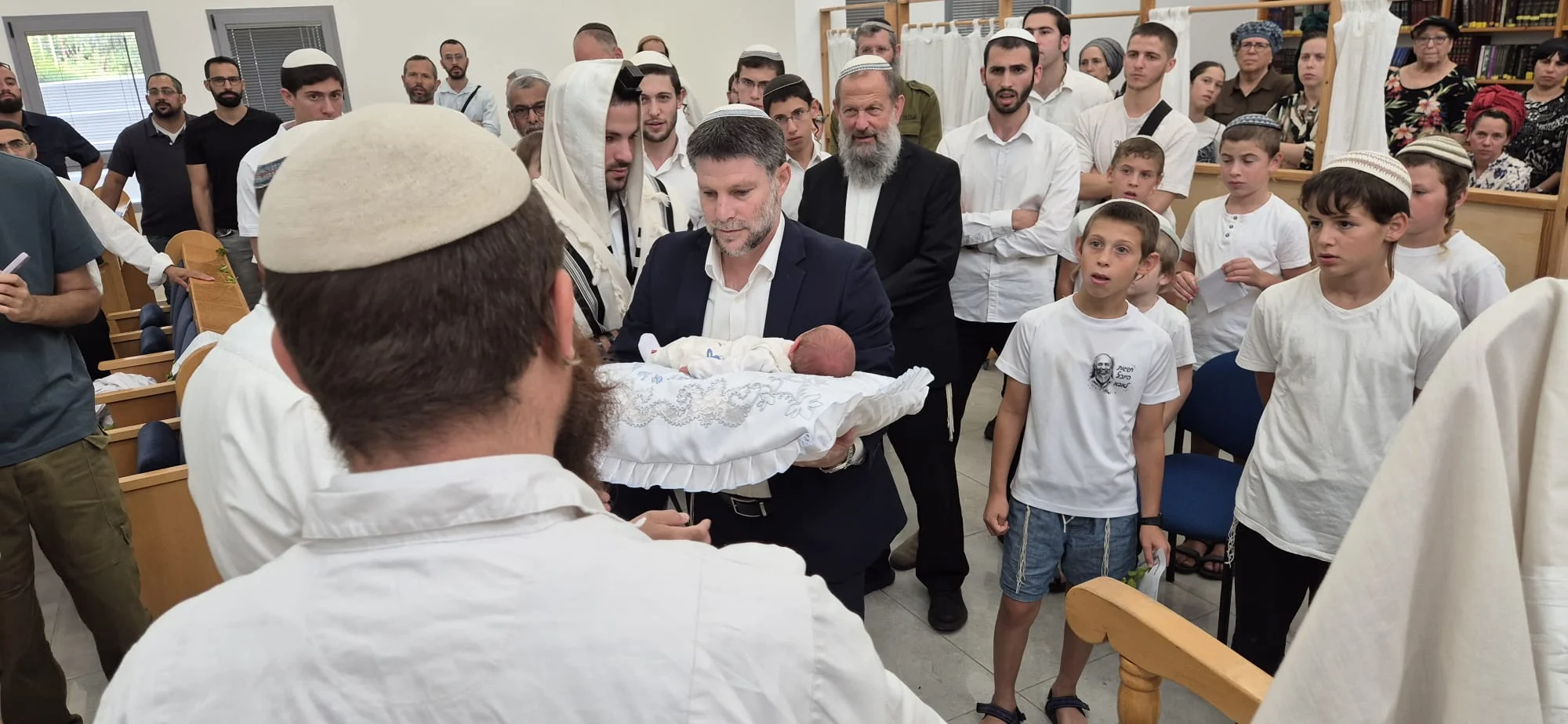 ברית המילה לנכדו של שר האוצר בצלאל סמוטריץ'