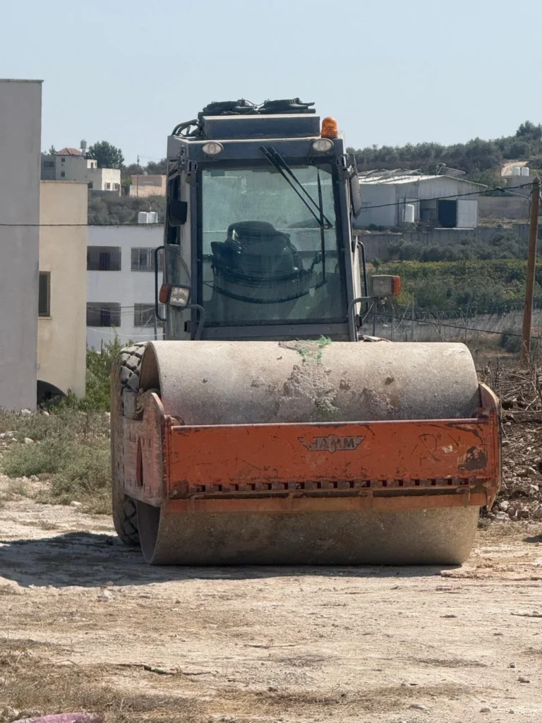 מצבור הנשק הערבי שנתפס בנקודת ההתיישבות החדשה סמוך לקדומים
