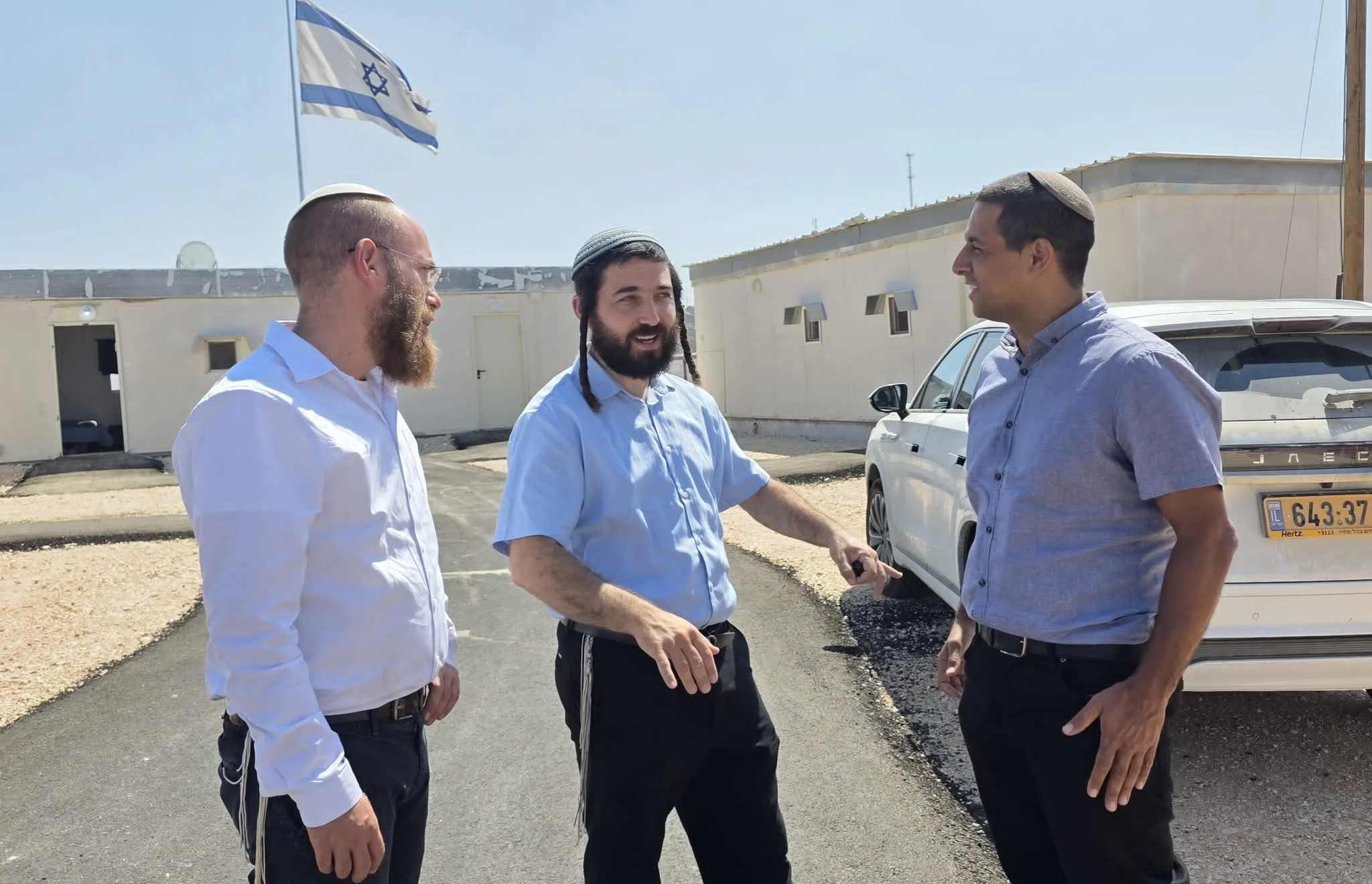חבר כנסת סוכות ומנכל מוסדות ישיבת אלון מורה וראש הישיבה החדשה בביקור בישיבה היום