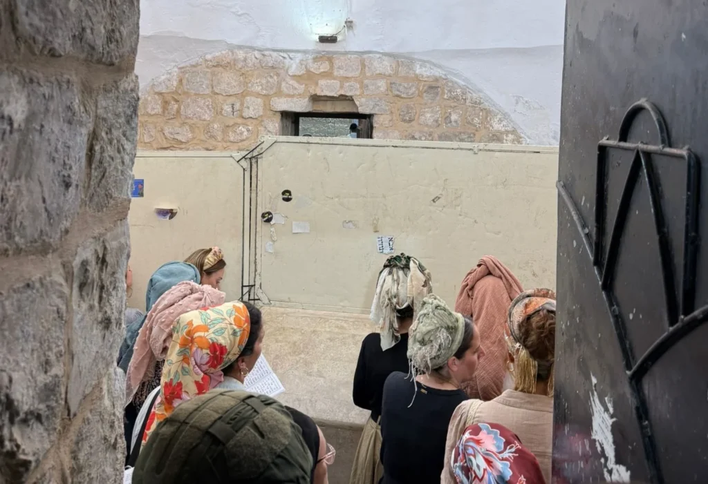 אלפים בקבר יוסף: "נשוב למקום באופן מלא וקבוע"