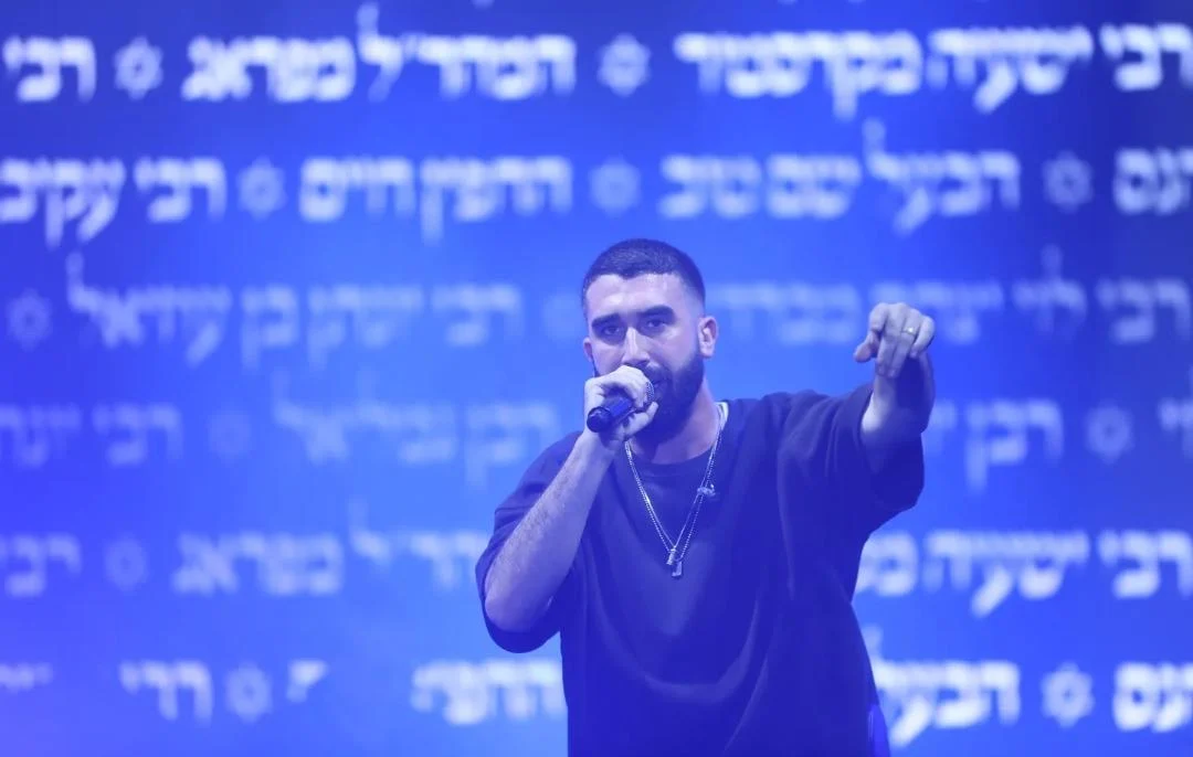מופע סיום קיץ של בן צור בקרני שומרון