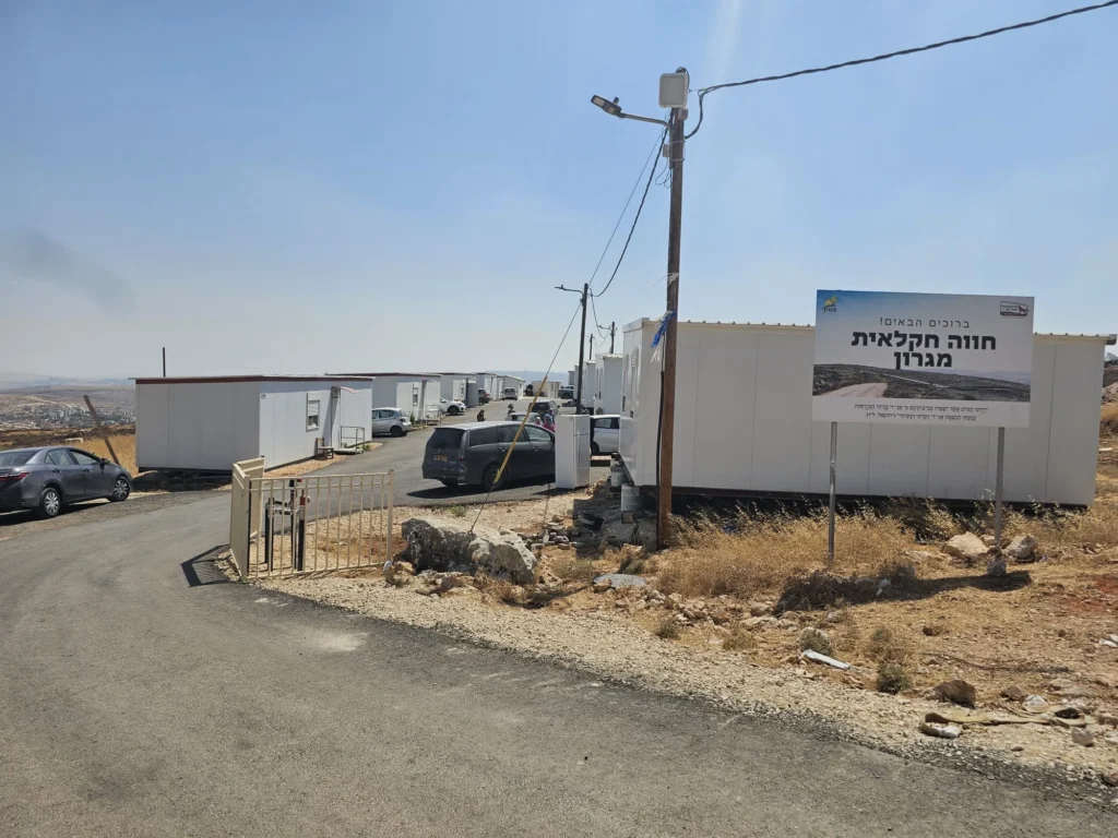 14 שנה אחרי הגירוש: ההתיישבות חזרה למגרון וחוברה לחשמל
