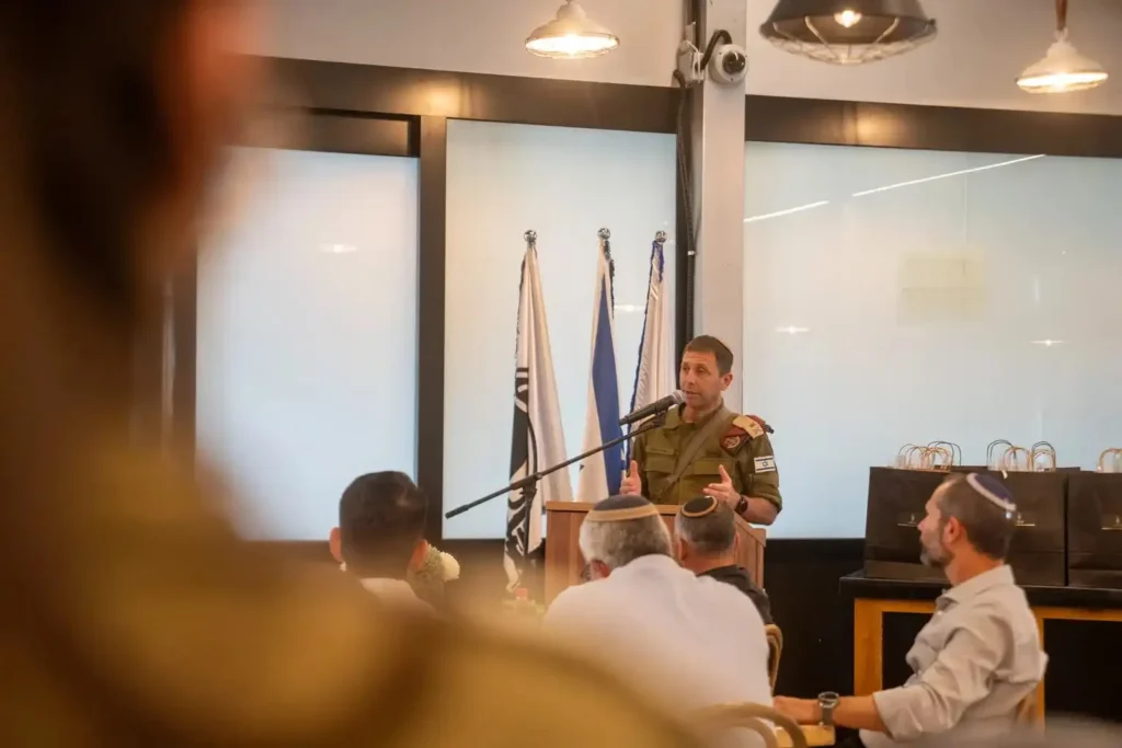 "אל תתקעו טריז": המסר של אלוף הפיקוד לראשי המועצות ביו"ש