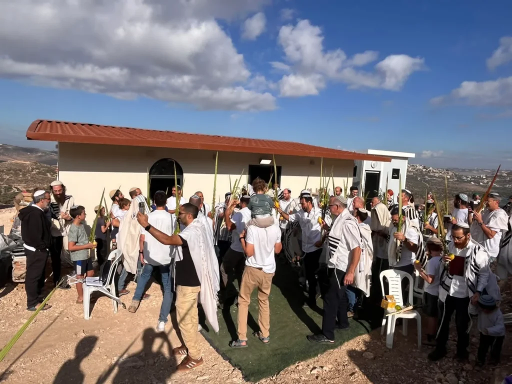 אלפים בחול המועד בקדומים: "עם ישראל מתחבר לשורשים"