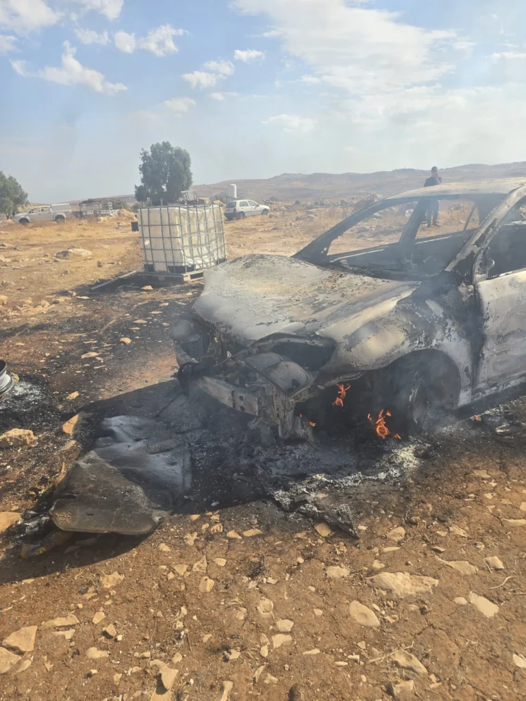 פיגוע בחוות חנינא: מחבל ניסה לדקור מתיישבים והצית רכב ונוטרל