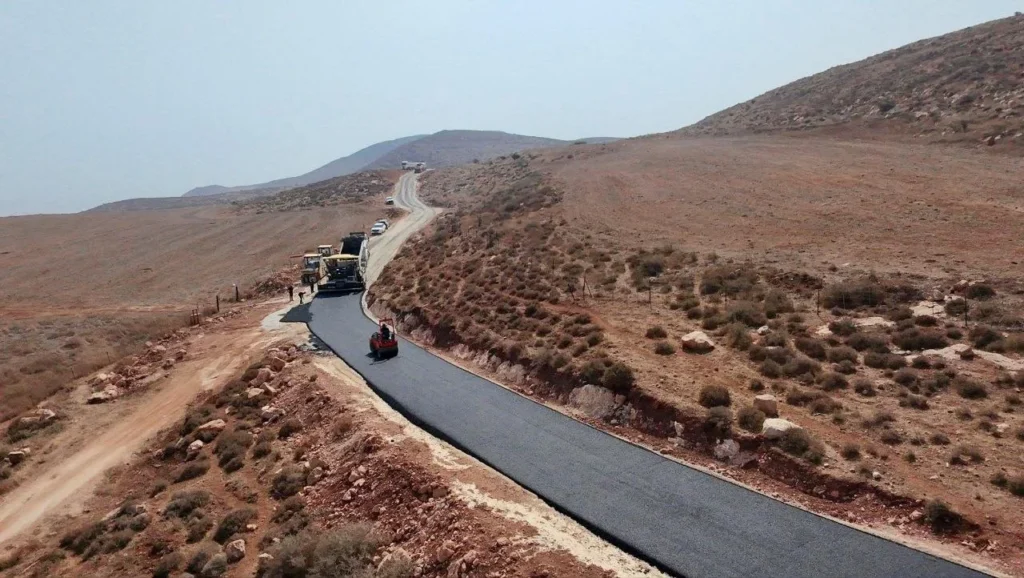 השומרון מתחבר לבקעה: החלה סלילת ציר אלון מורה-מכורה